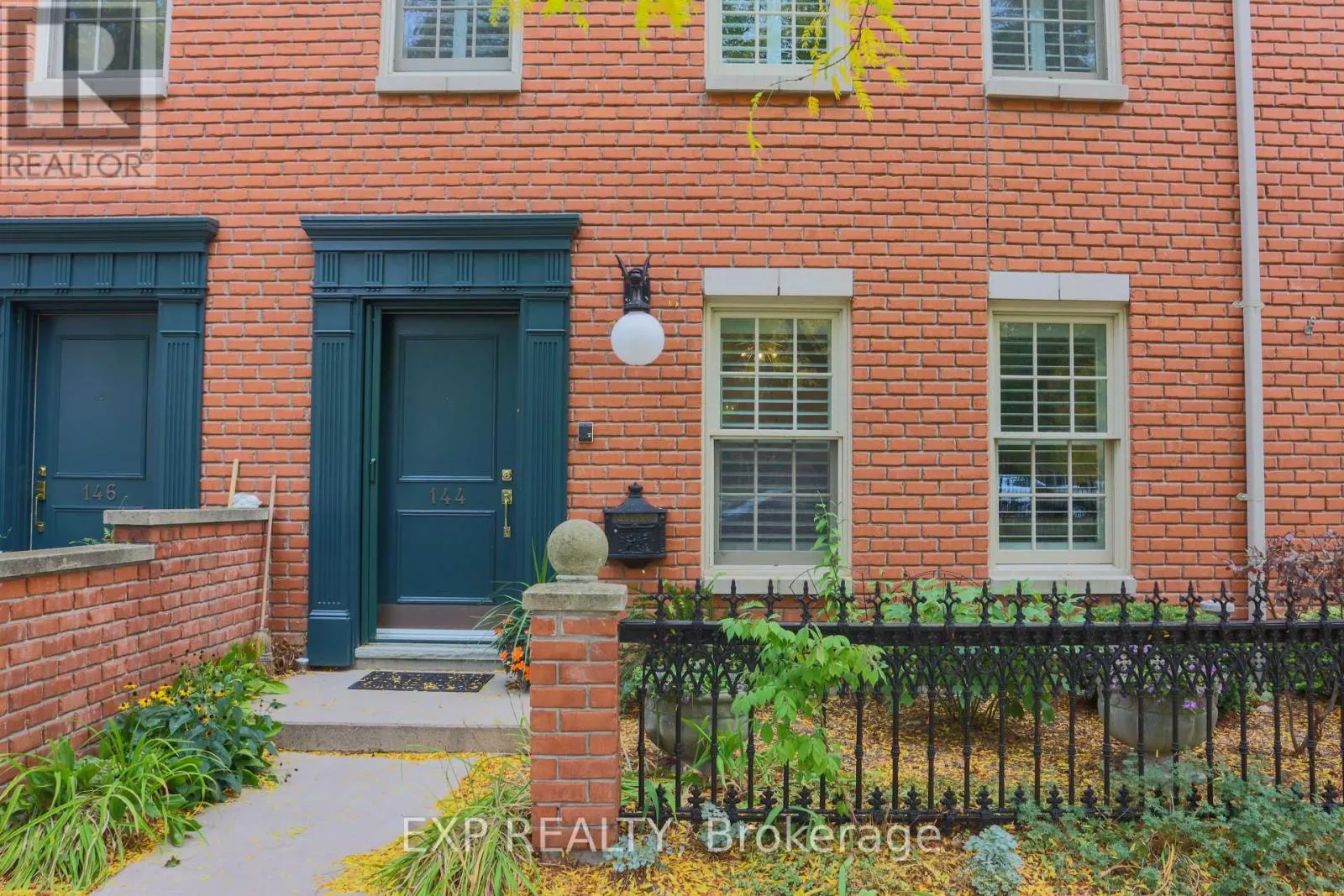 144 HIBERNIA STREET