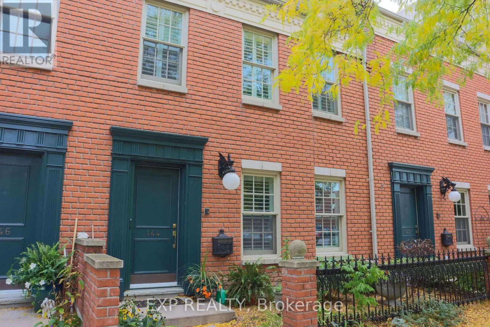 144 HIBERNIA STREET