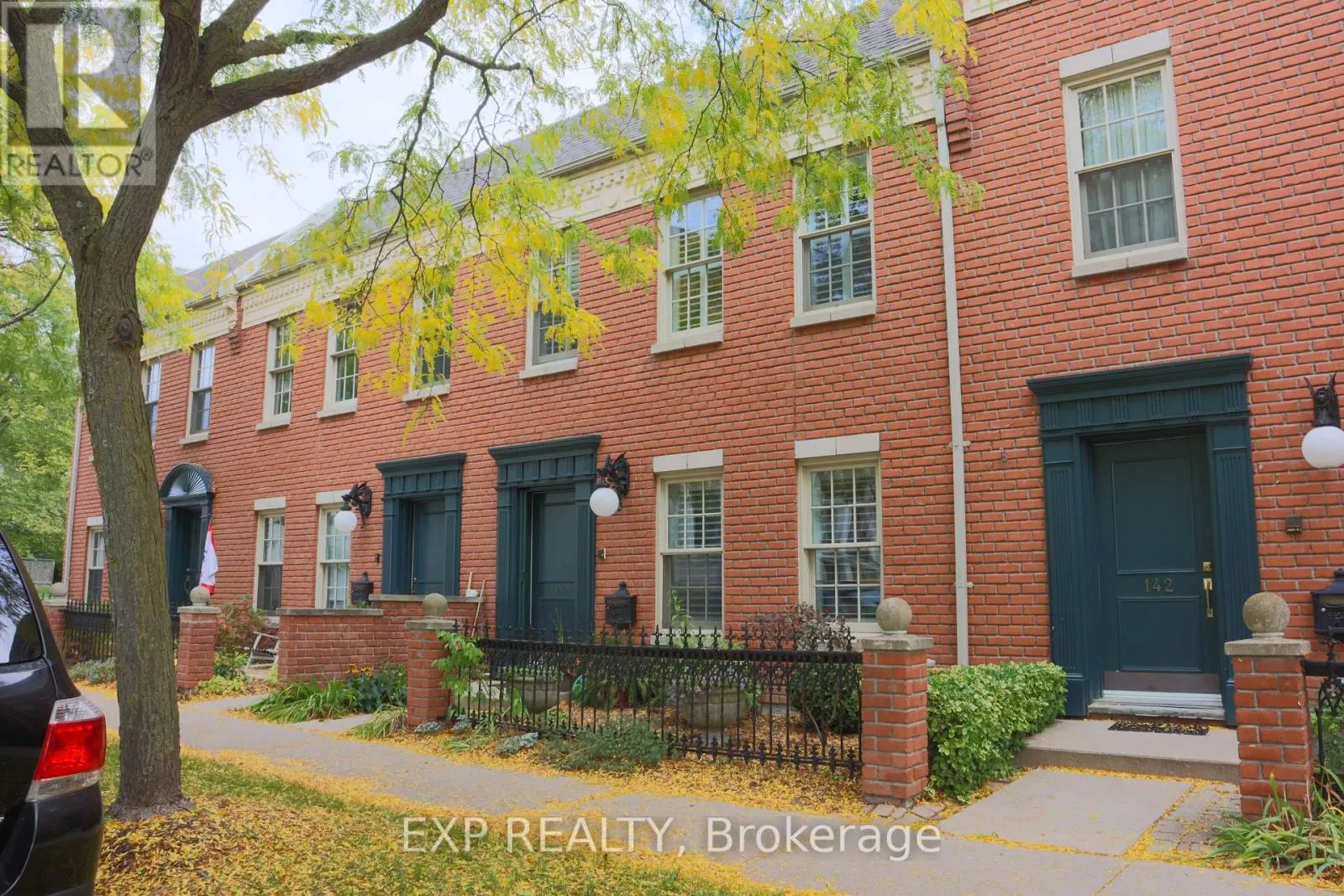 144 HIBERNIA STREET