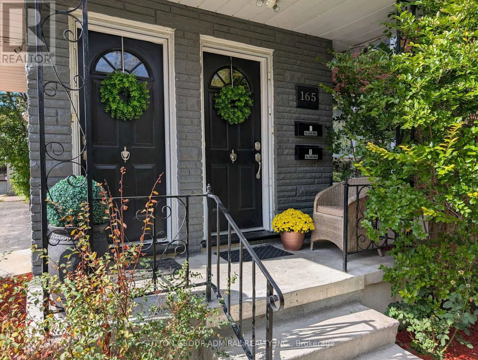 165 KING EDWARD AVENUE