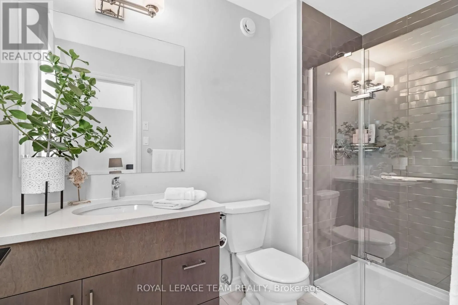 711 MOONFLOWER CRESCENT