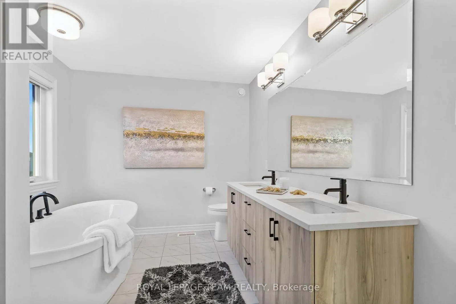 711 MOONFLOWER CRESCENT