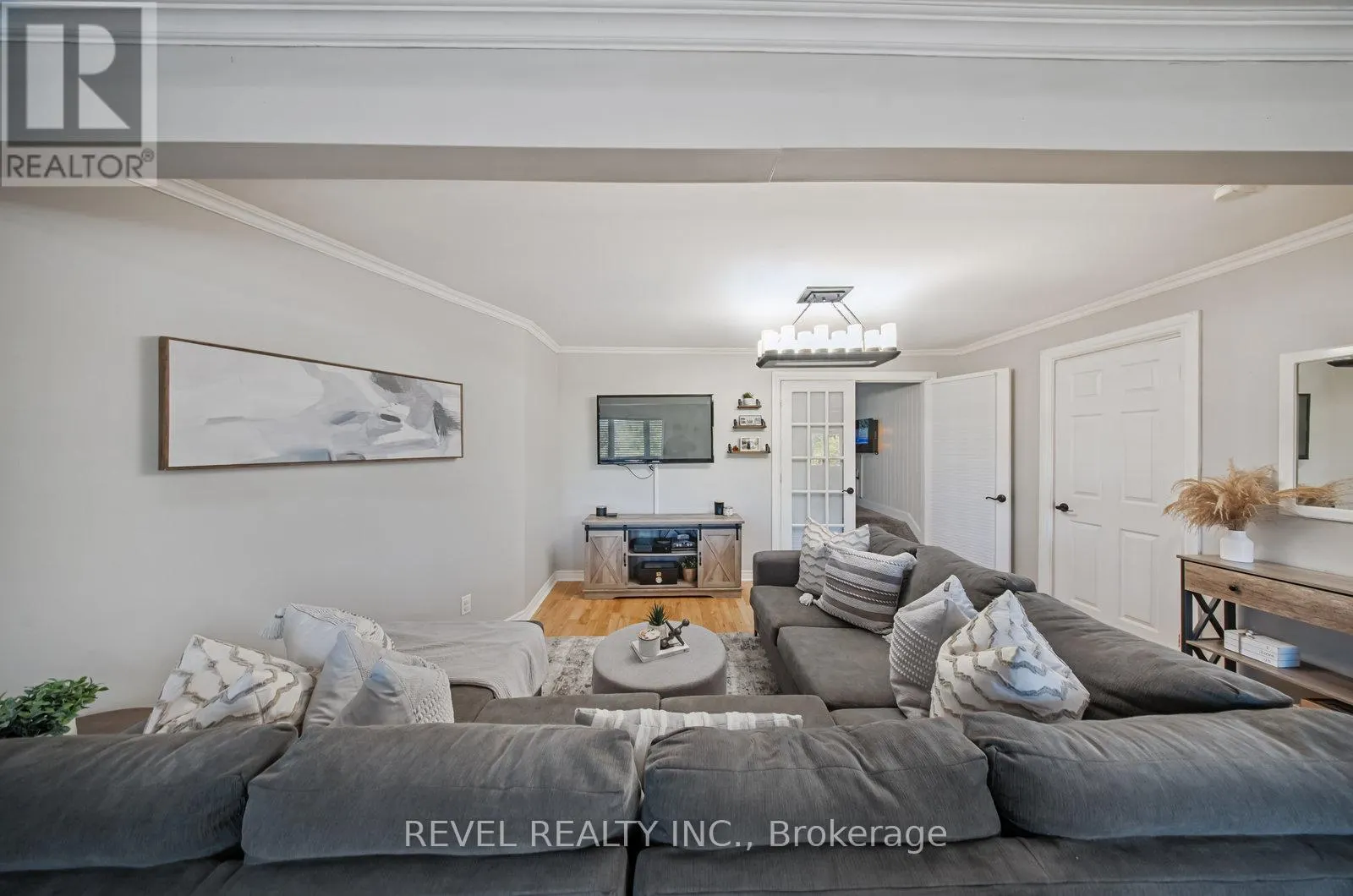 84 JENNINGS ROAD