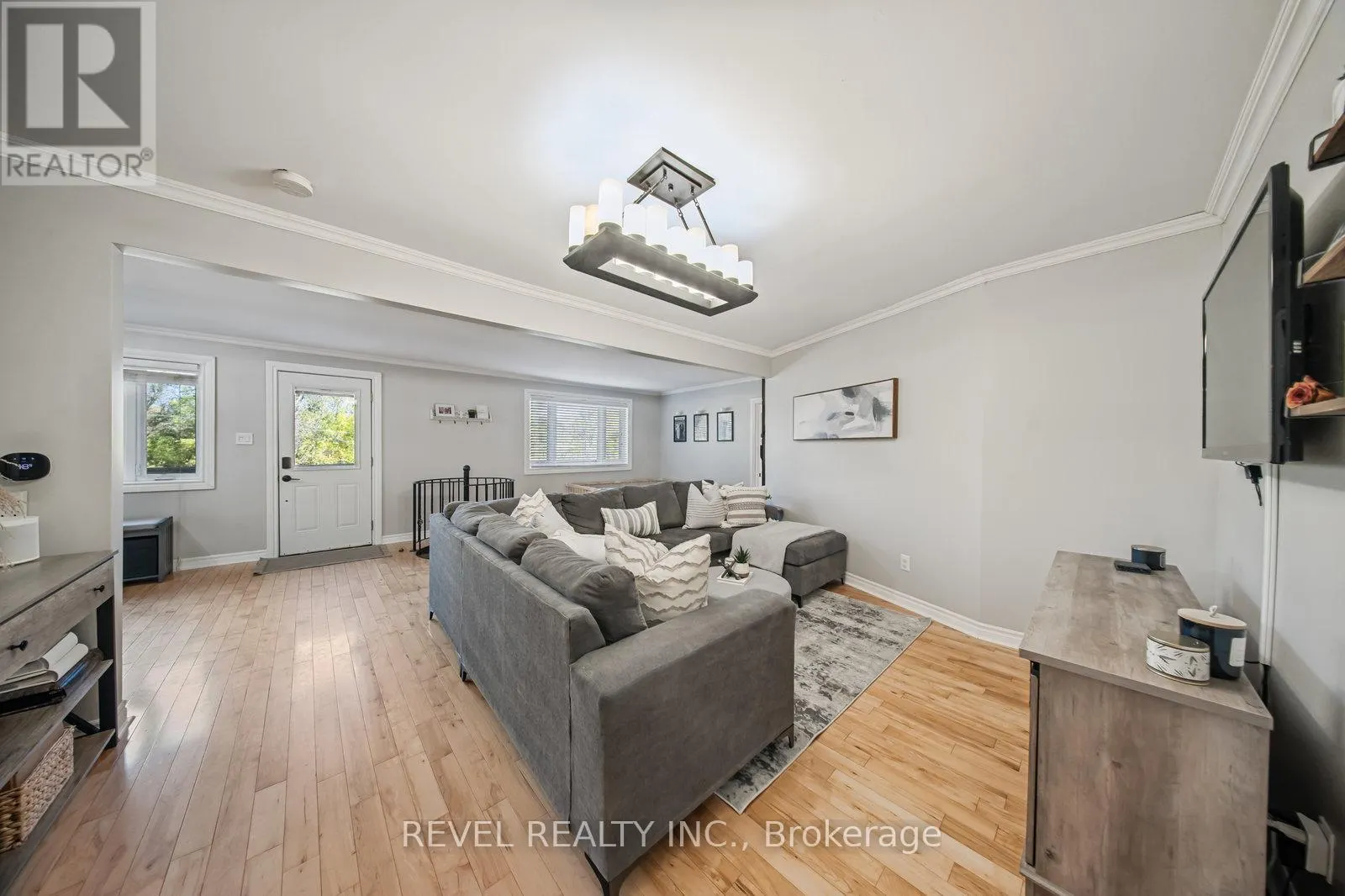 84 JENNINGS ROAD