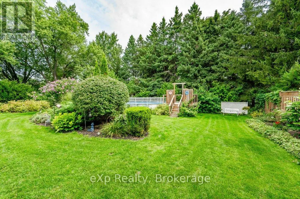 8 MALVERN CRESCENT