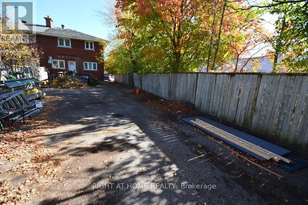 348 WOODROFFE AVENUE