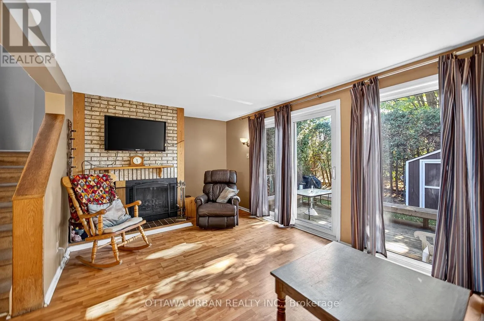 7986 DECARIE DRIVE