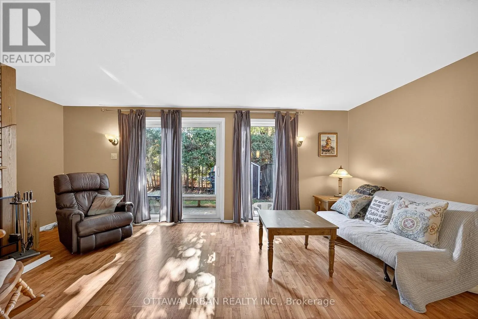 7986 DECARIE DRIVE