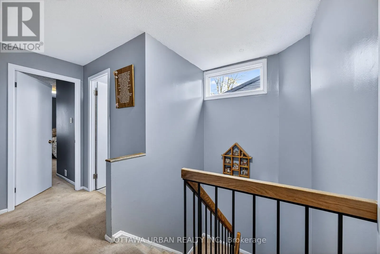 7986 DECARIE DRIVE