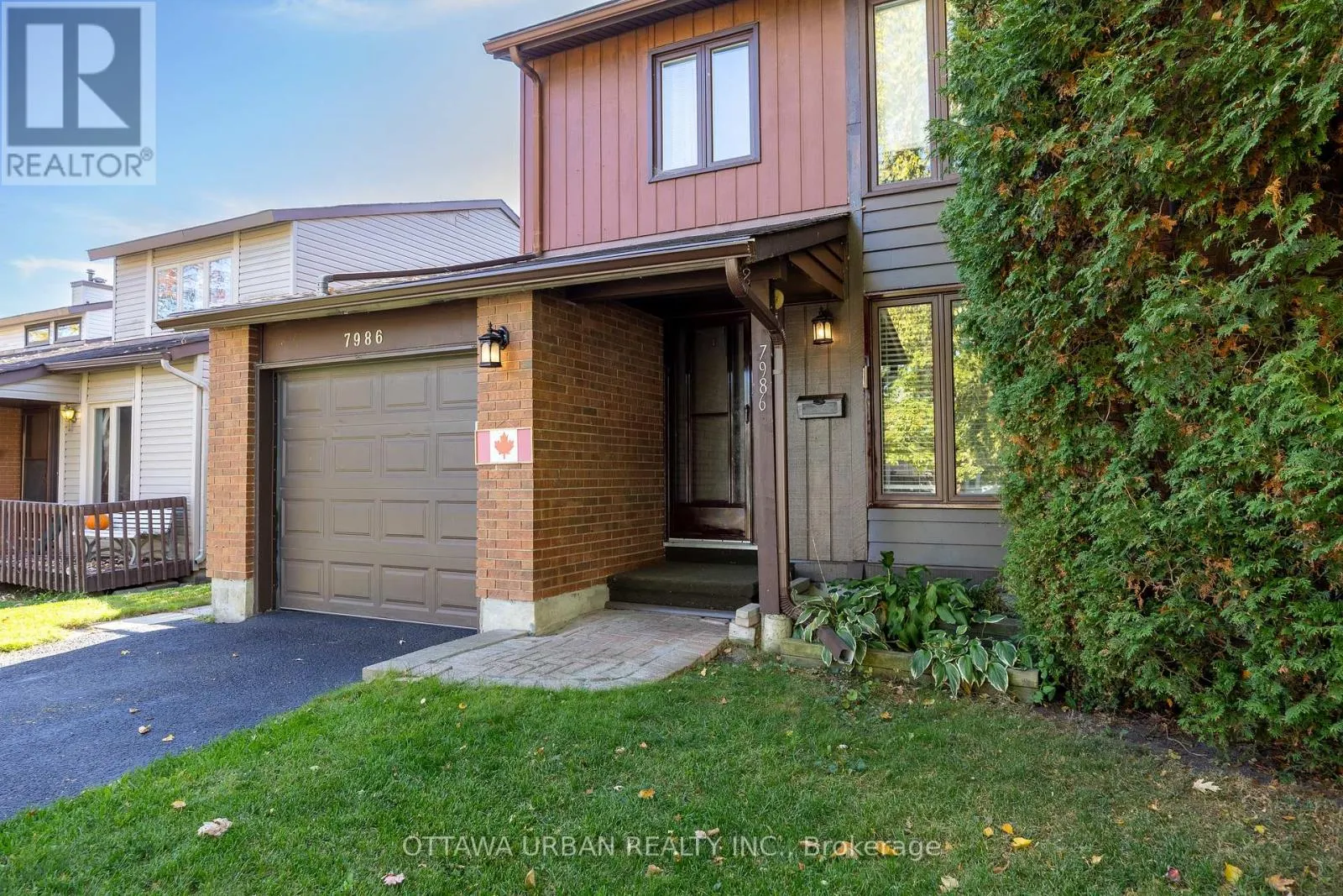 7986 DECARIE DRIVE