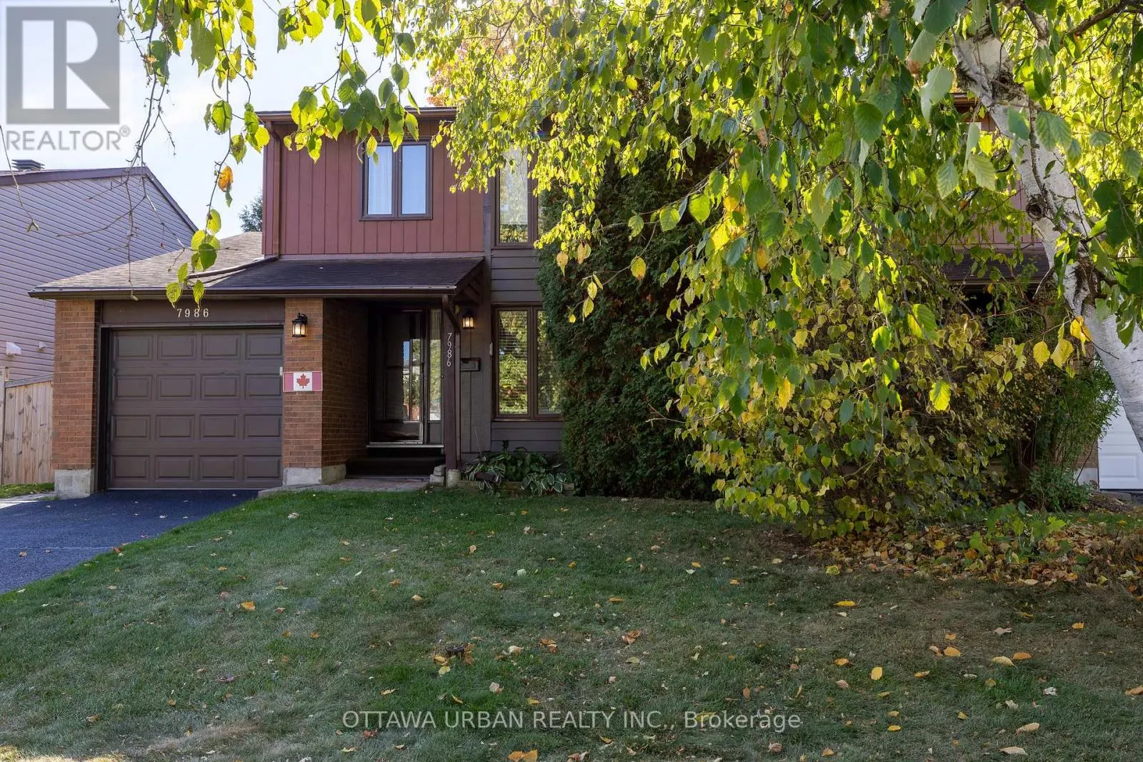 7986 DECARIE DRIVE