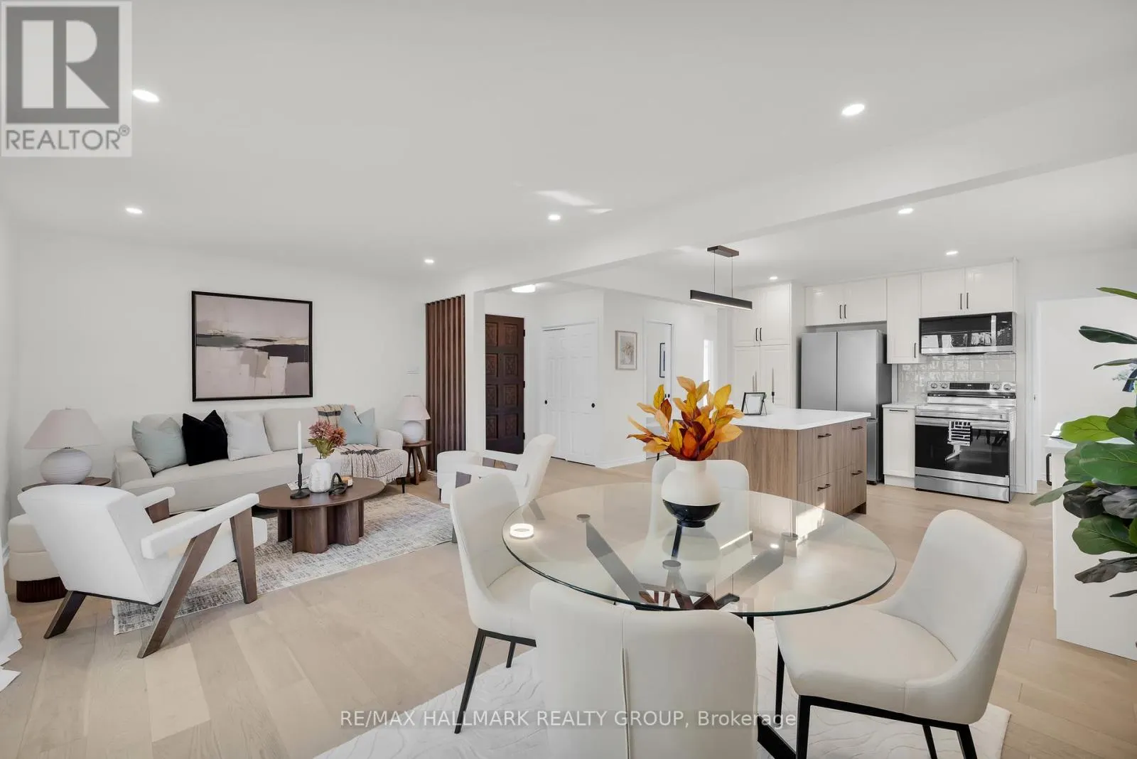 26 SPRING GARDEN AVENUE