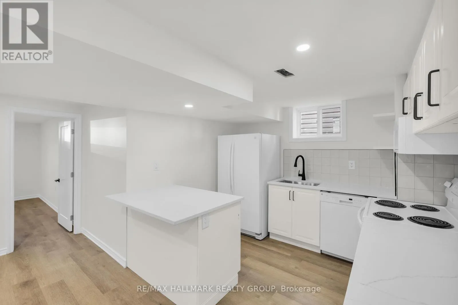 26 SPRING GARDEN AVENUE