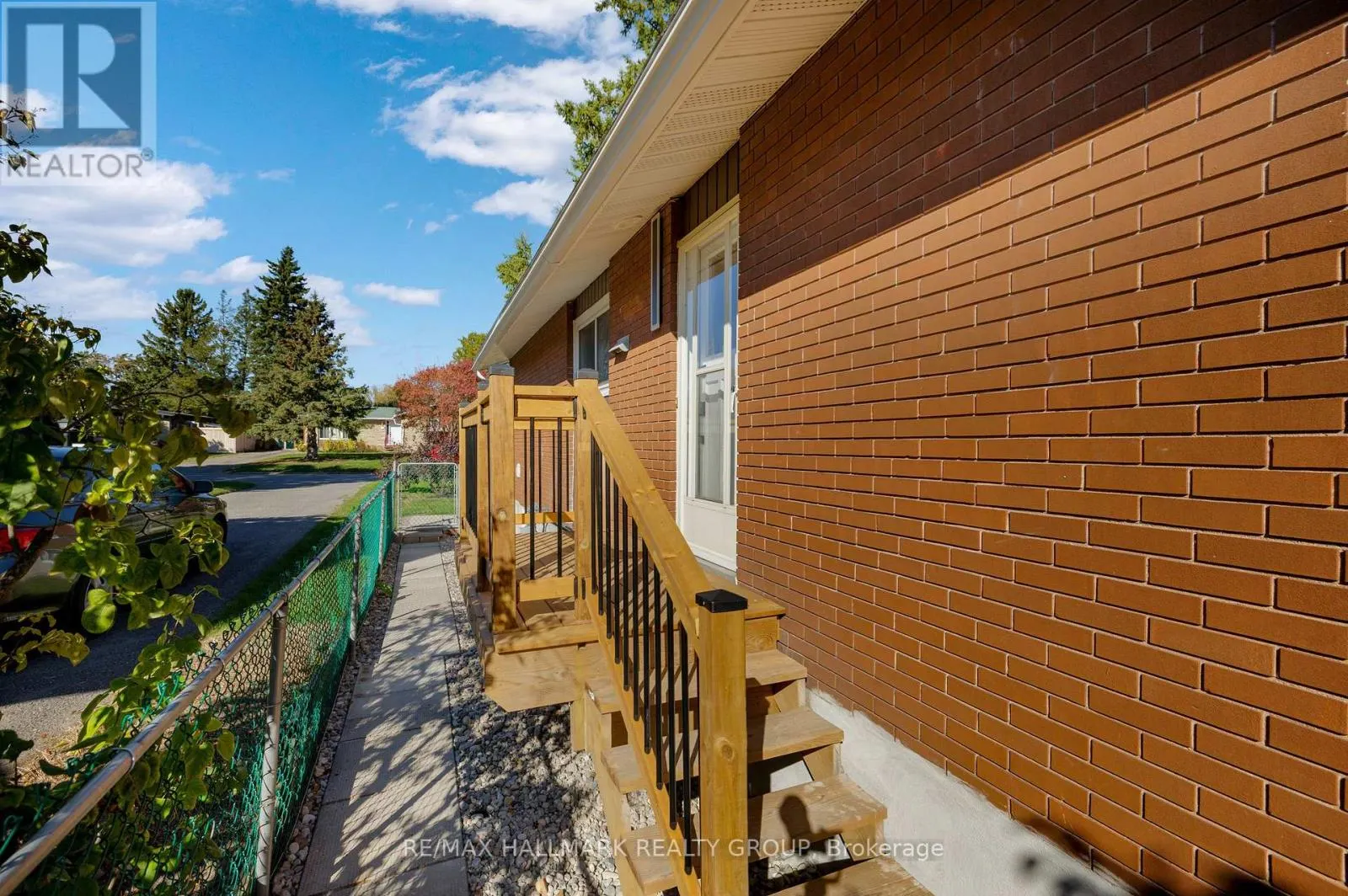 26 SPRING GARDEN AVENUE