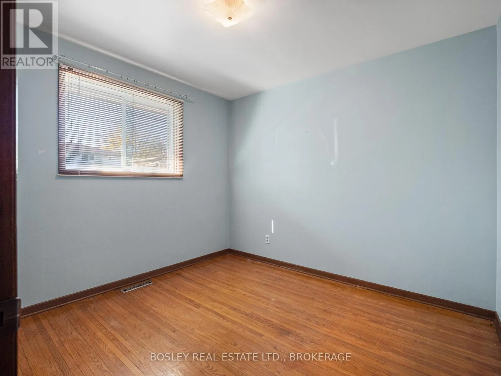 276 GROSS AVENUE