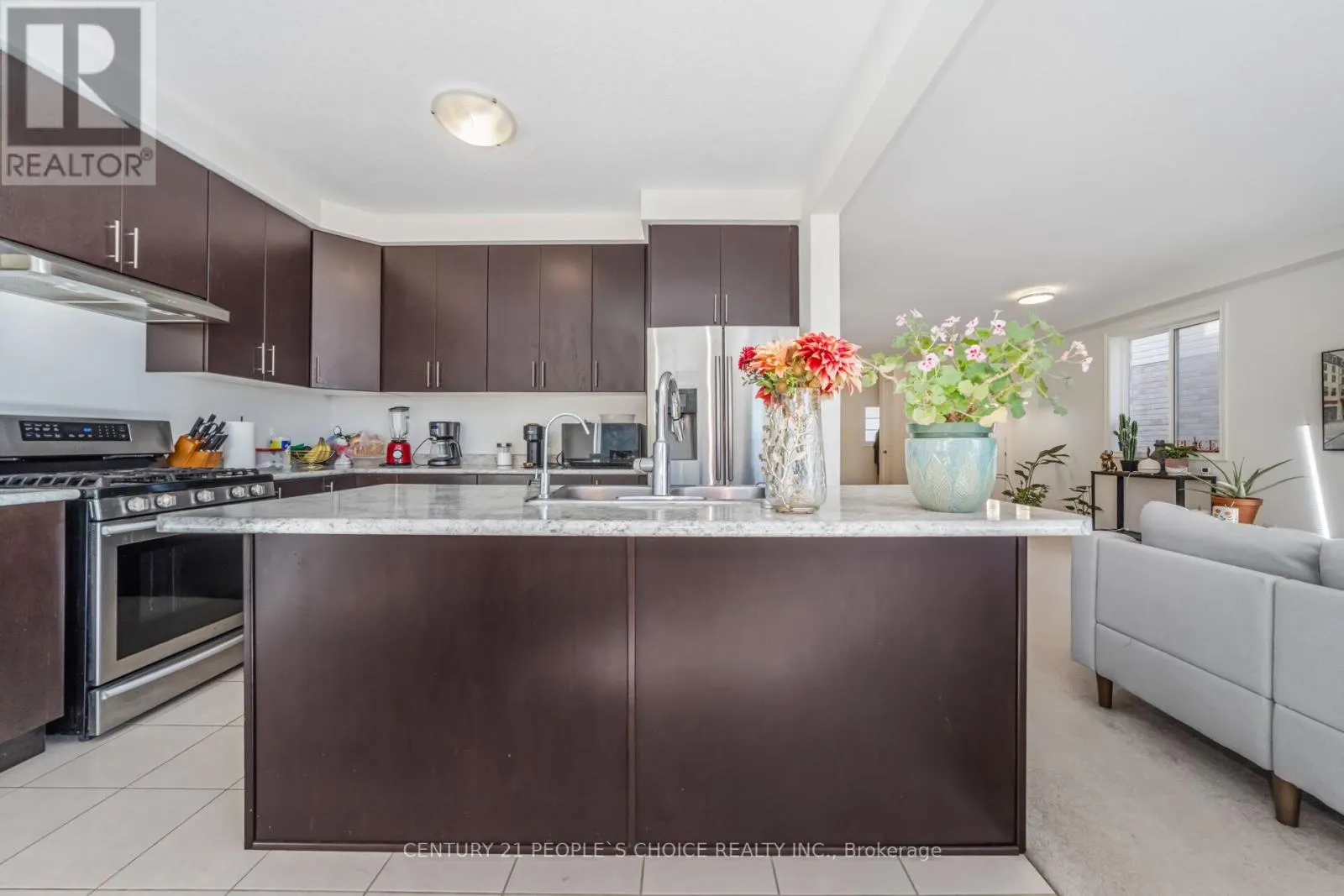 131 STEEPLECHASE WAY