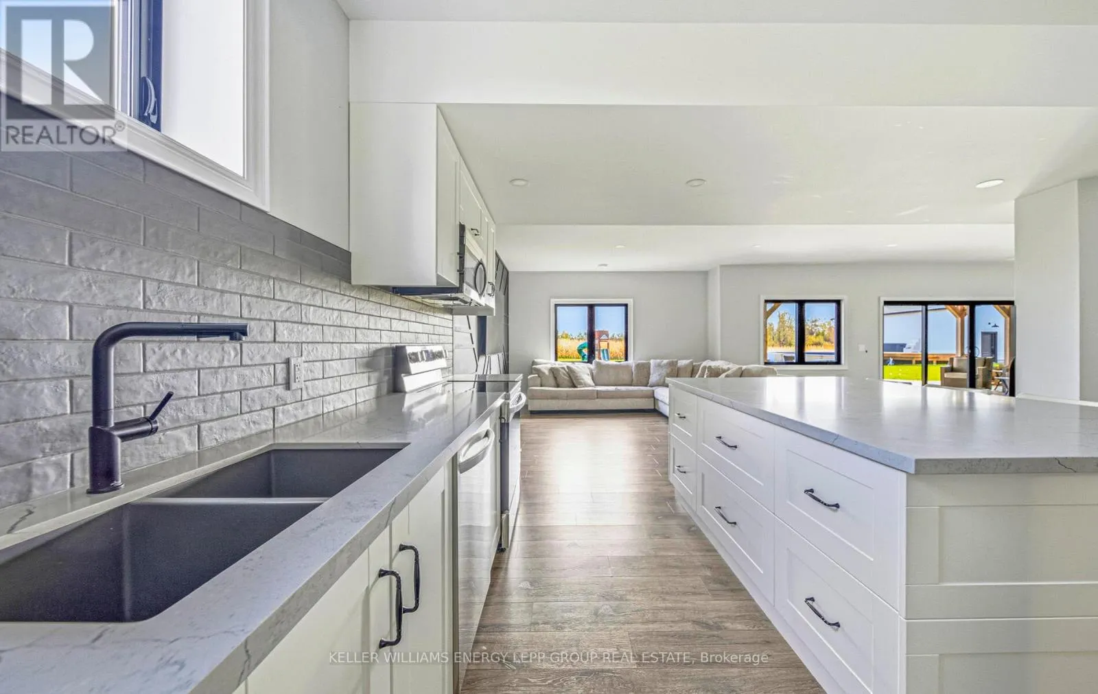 305 GLENARM ROAD