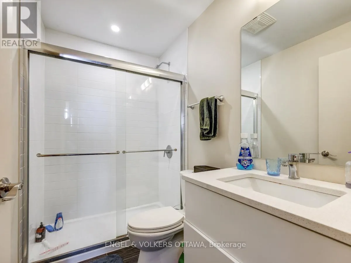 707 - 88 RICHMOND ROAD