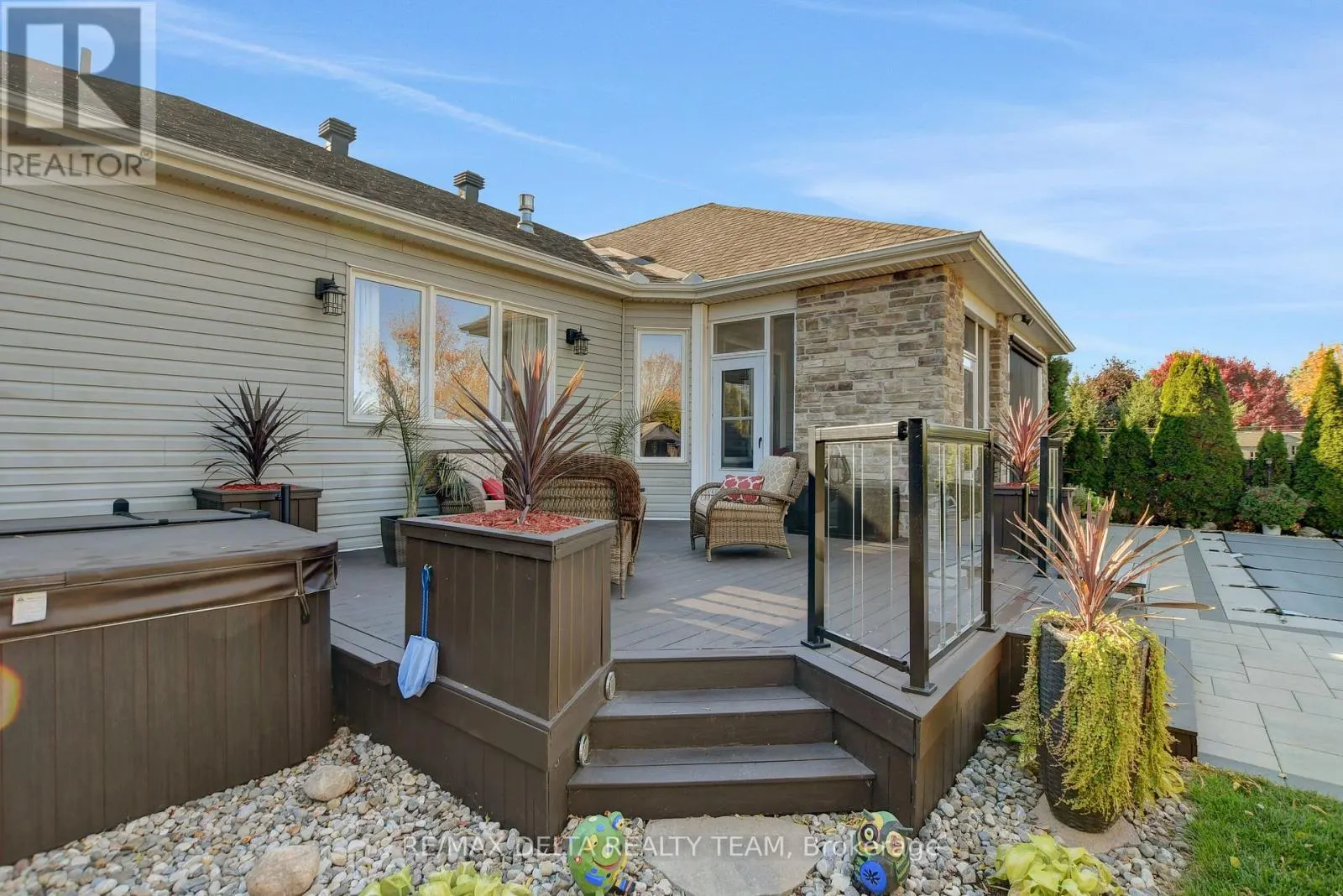6948 MARY ANNE DRIVE
