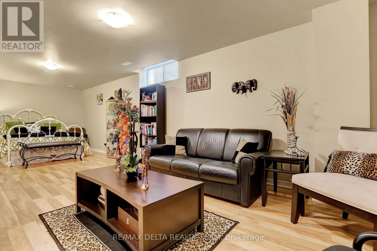 6948 MARY ANNE DRIVE