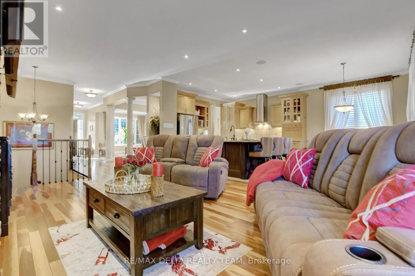 6948 MARY ANNE DRIVE