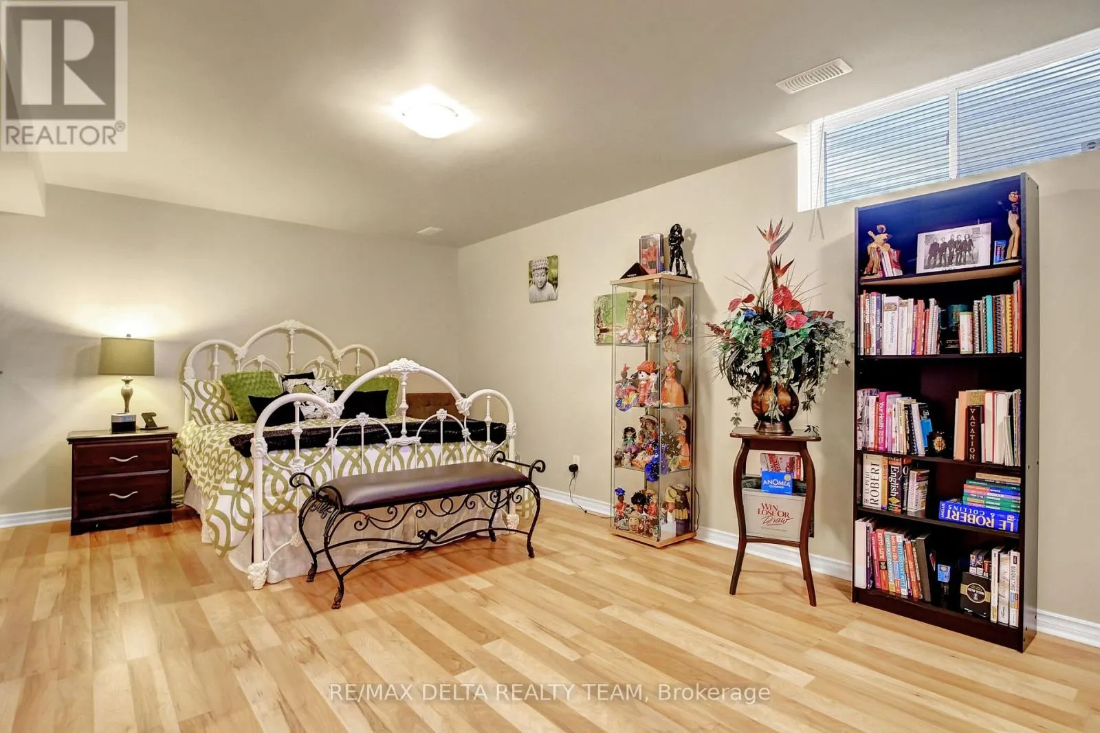 6948 MARY ANNE DRIVE