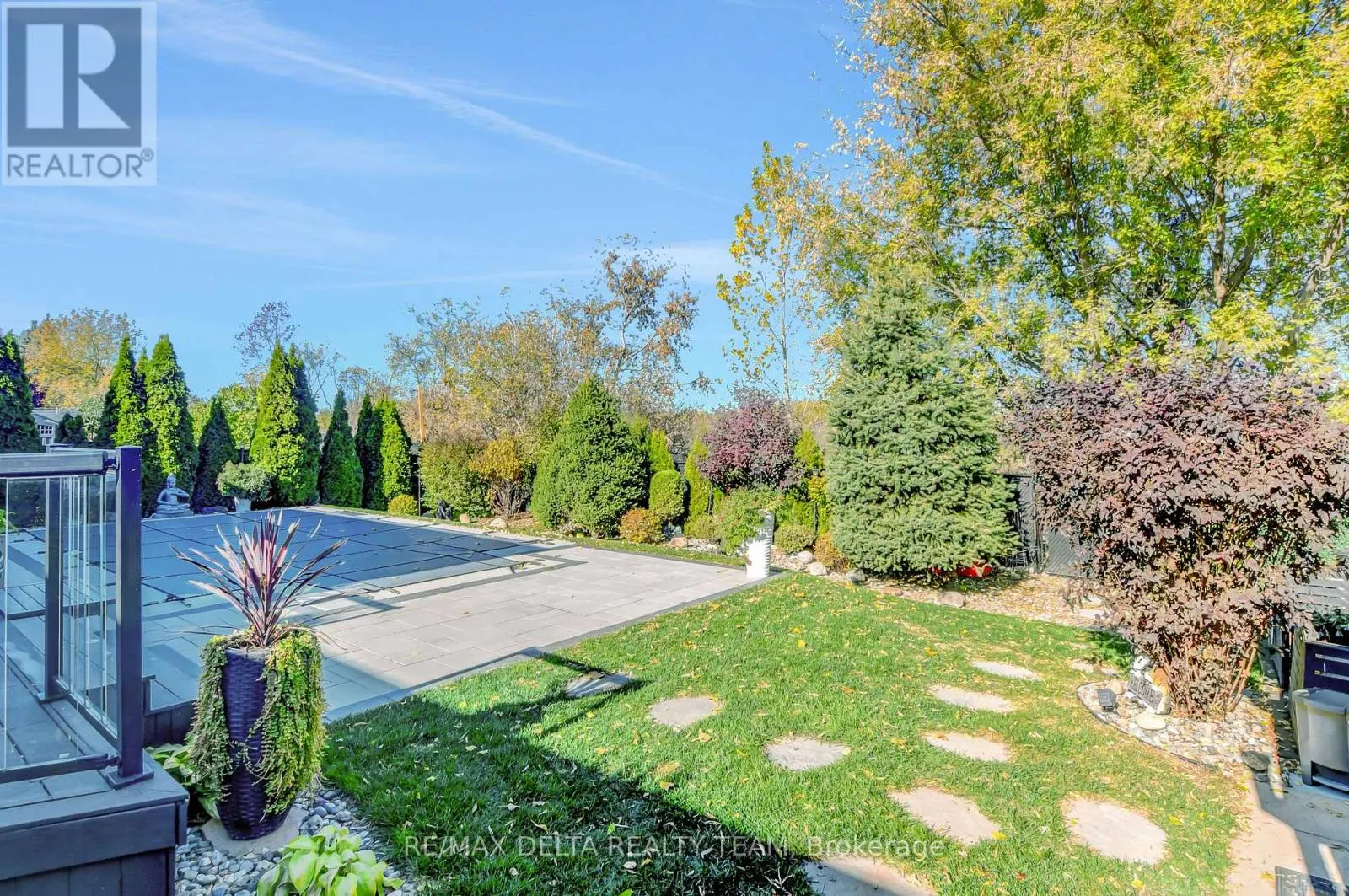 6948 MARY ANNE DRIVE