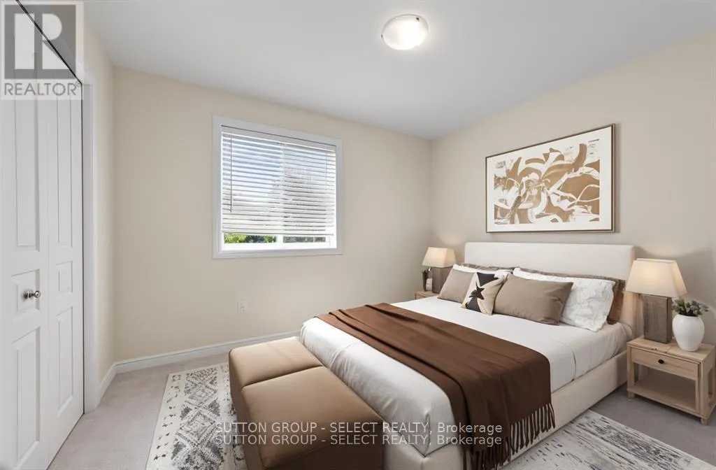 953 SILVERFOX CRESCENT