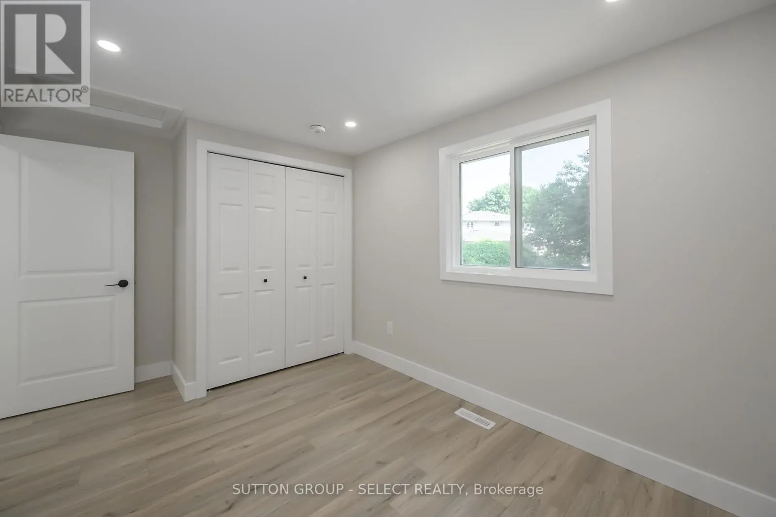 34 RIPLEY ROAD