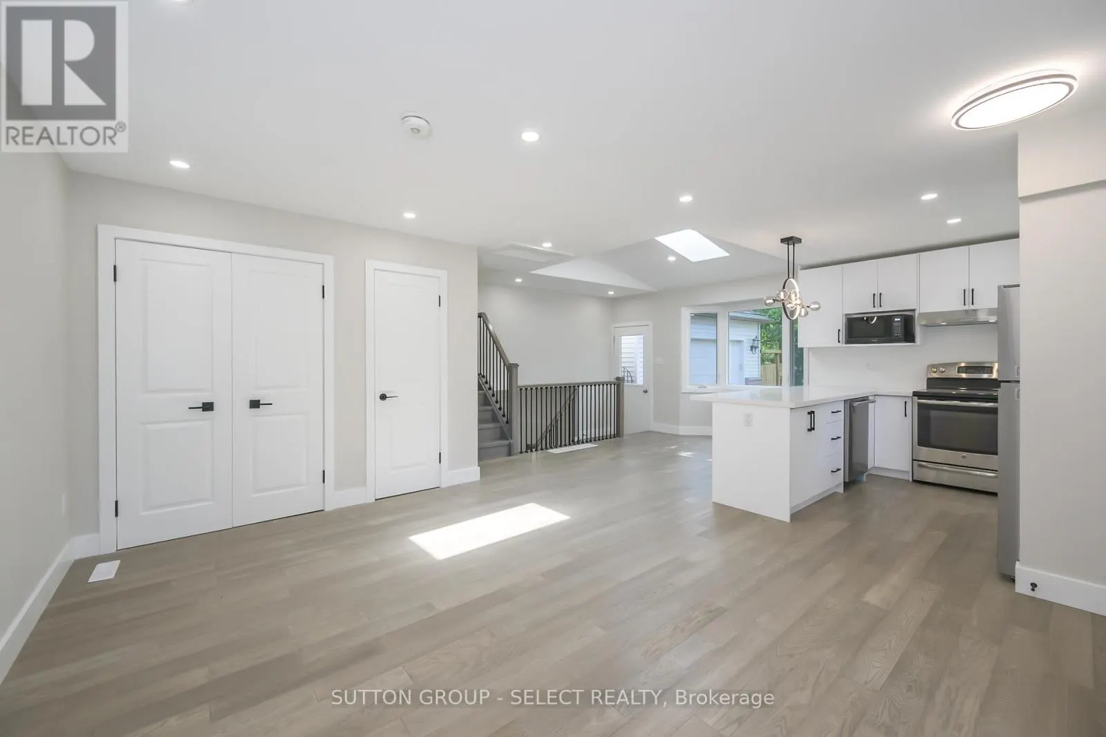 34 RIPLEY ROAD