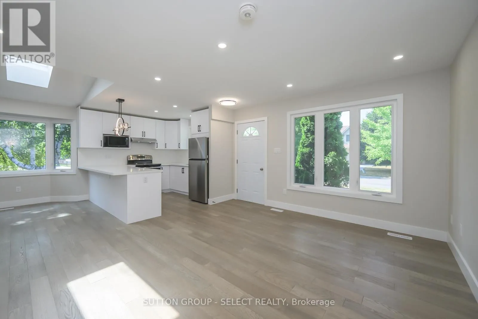 34 RIPLEY ROAD