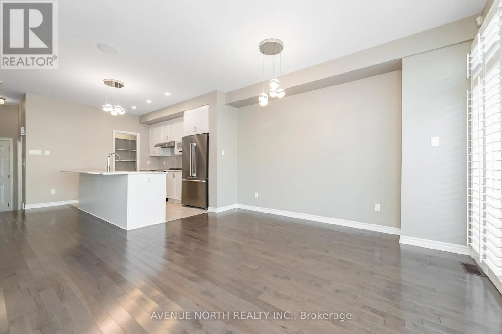 3979 KELLY FARM DRIVE