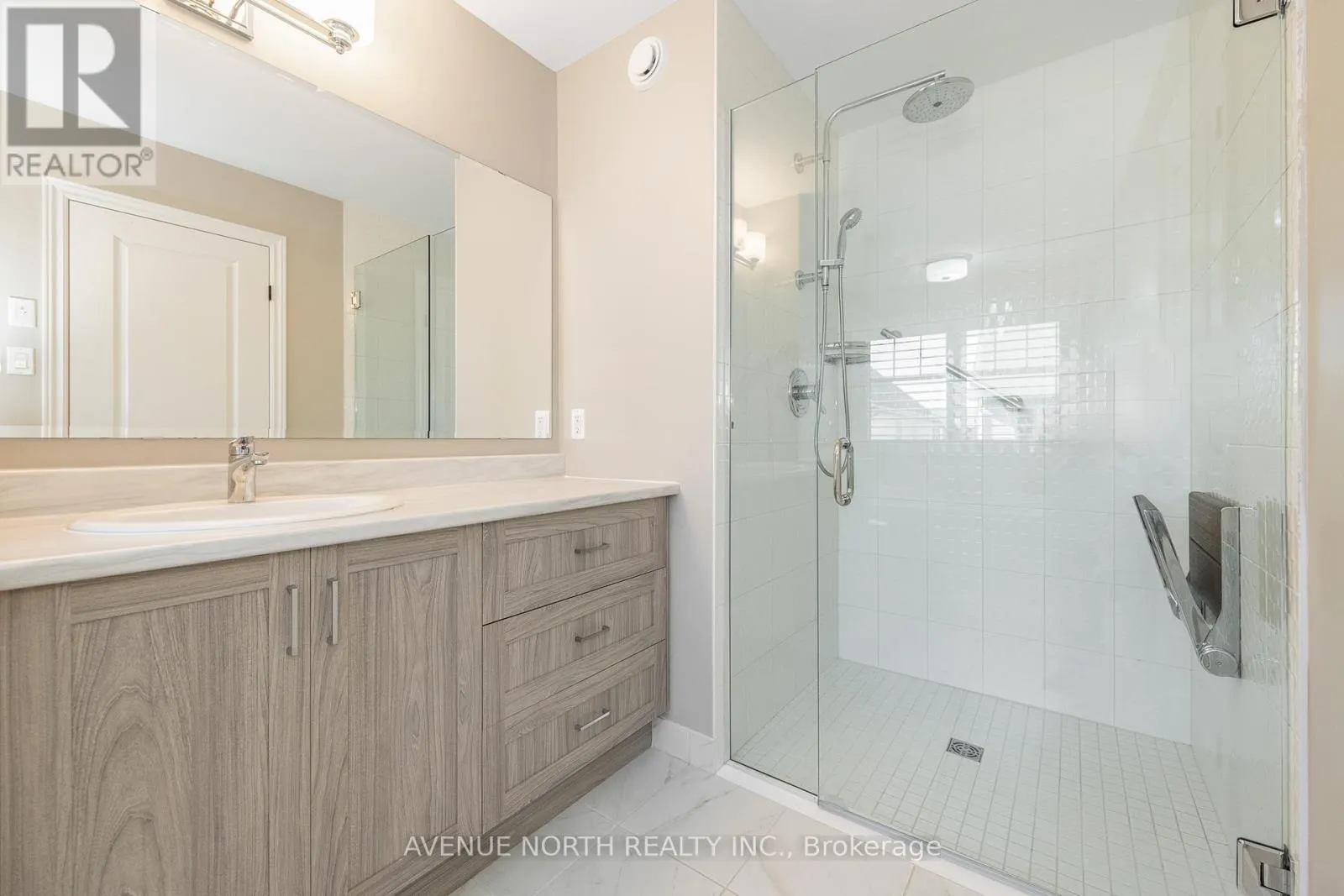 3979 KELLY FARM DRIVE