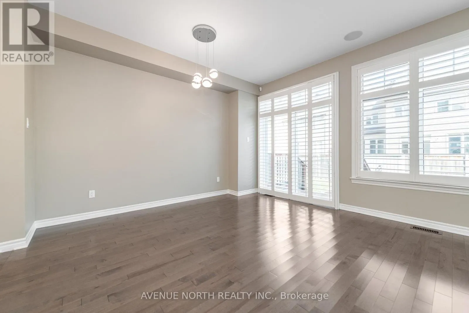 3979 KELLY FARM DRIVE