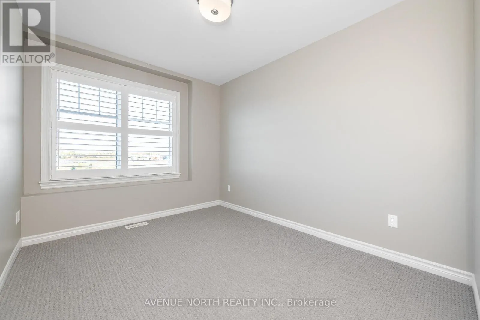 3979 KELLY FARM DRIVE
