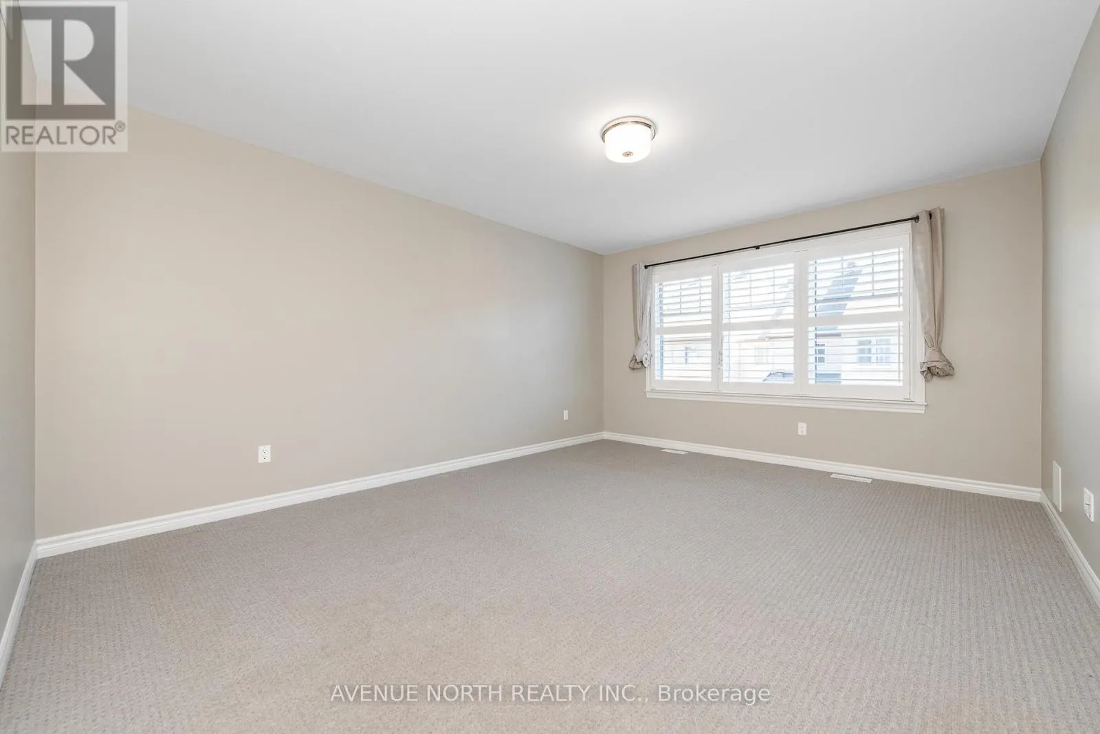 3979 KELLY FARM DRIVE
