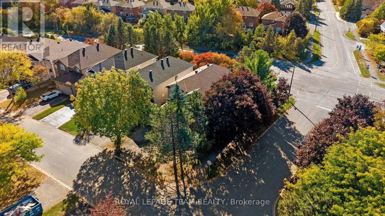 27 EVANSHEN CRESCENT