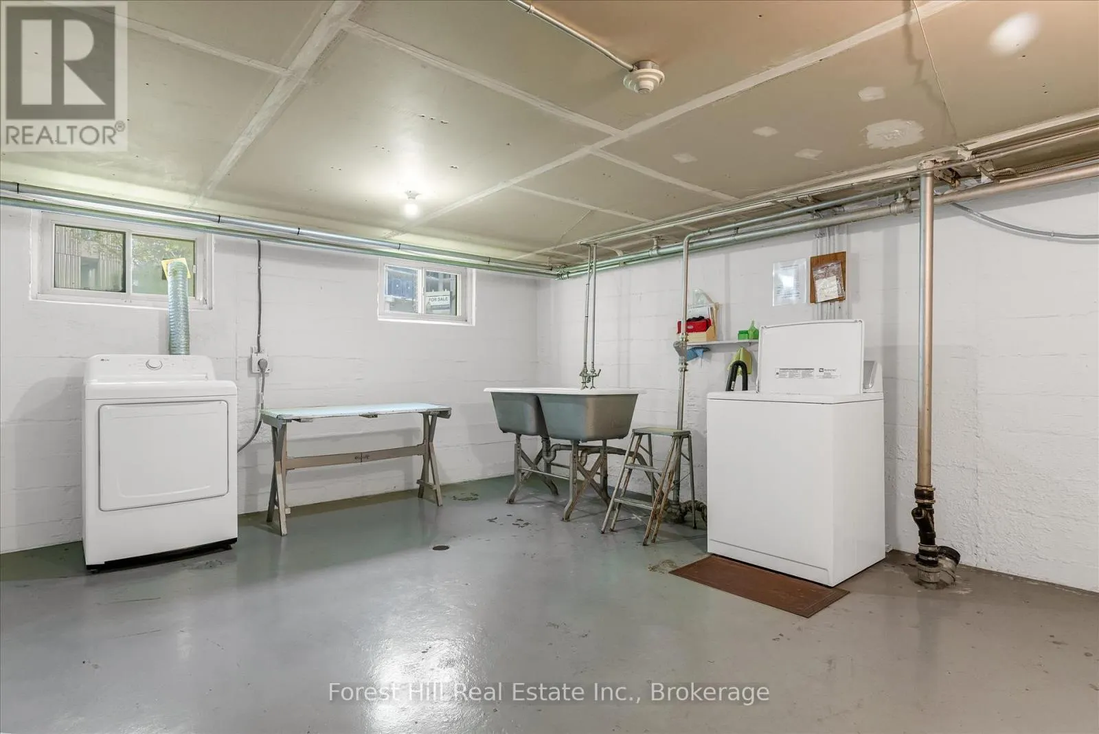 5 - 2 STROUD ROAD, #5