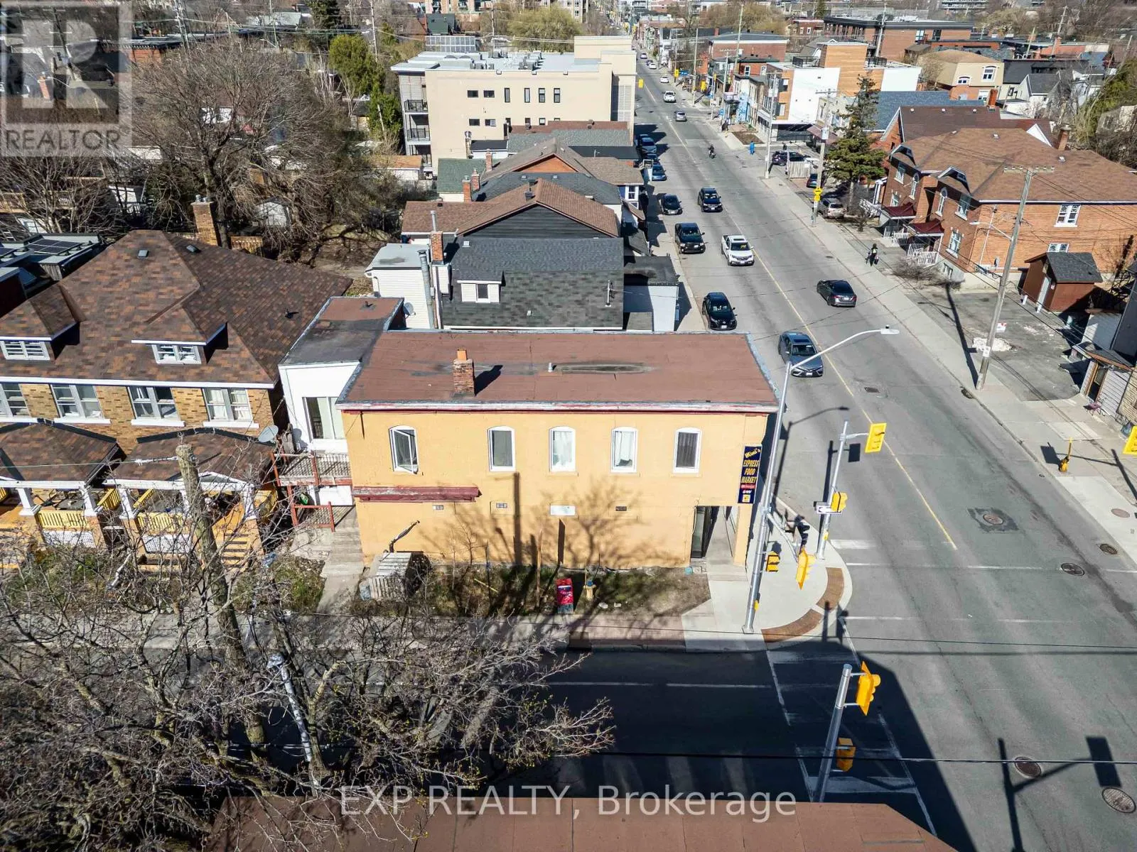549 GLADSTONE AVENUE