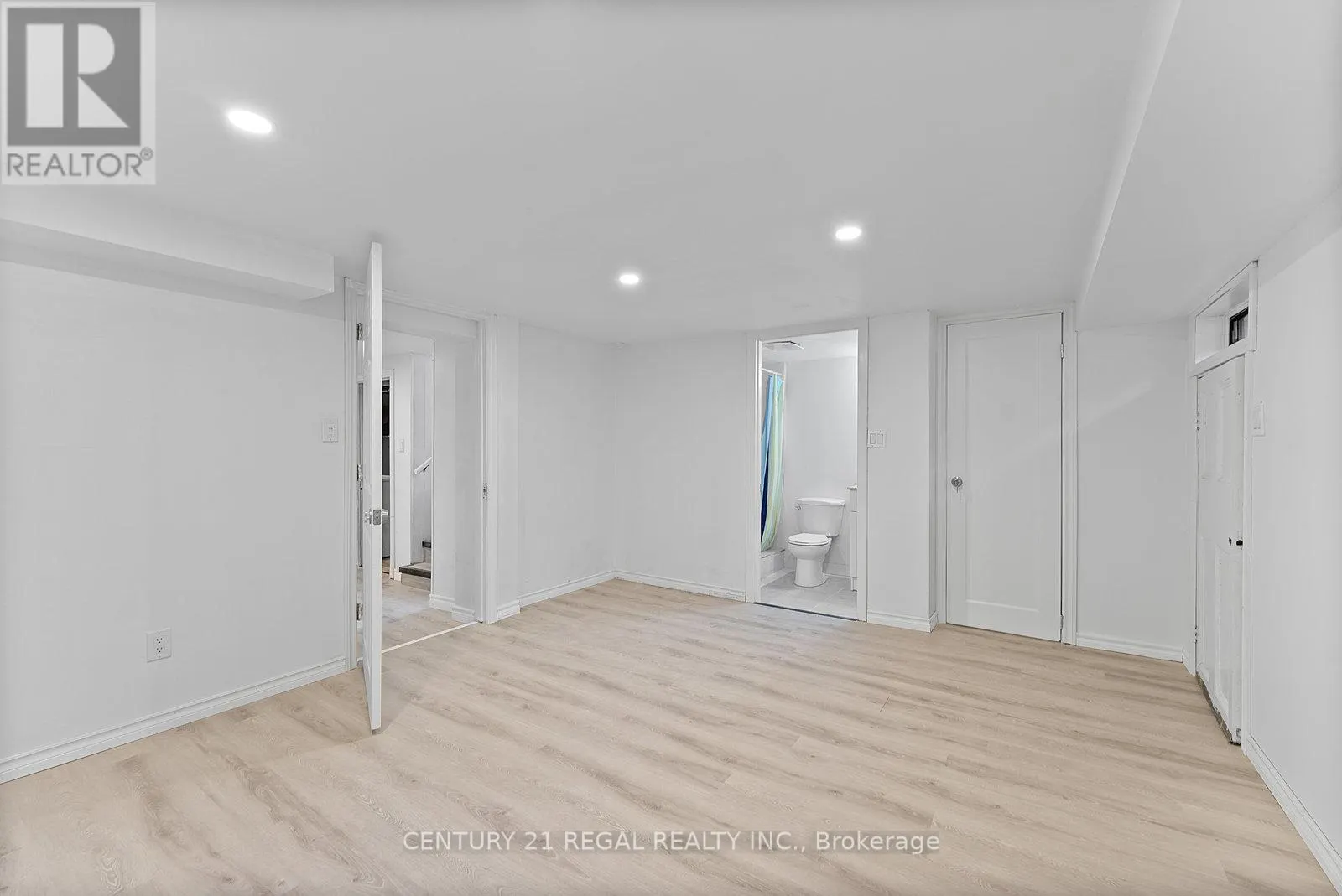 21 LOUISA DRIVE