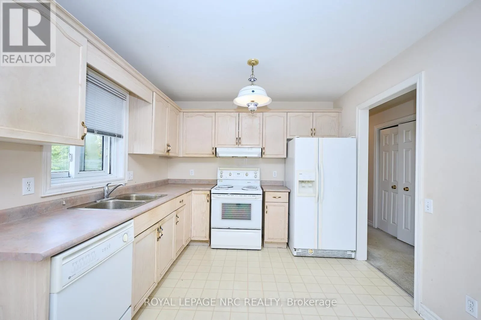 4431 MONTROSE ROAD