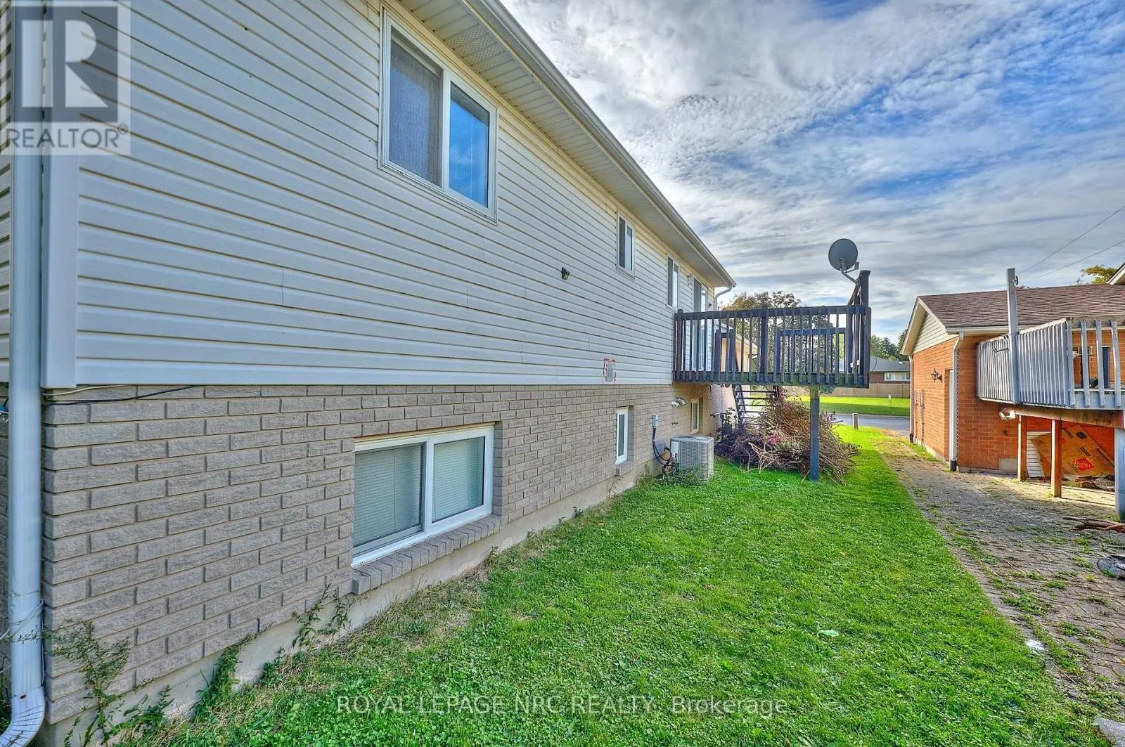 4431 MONTROSE ROAD