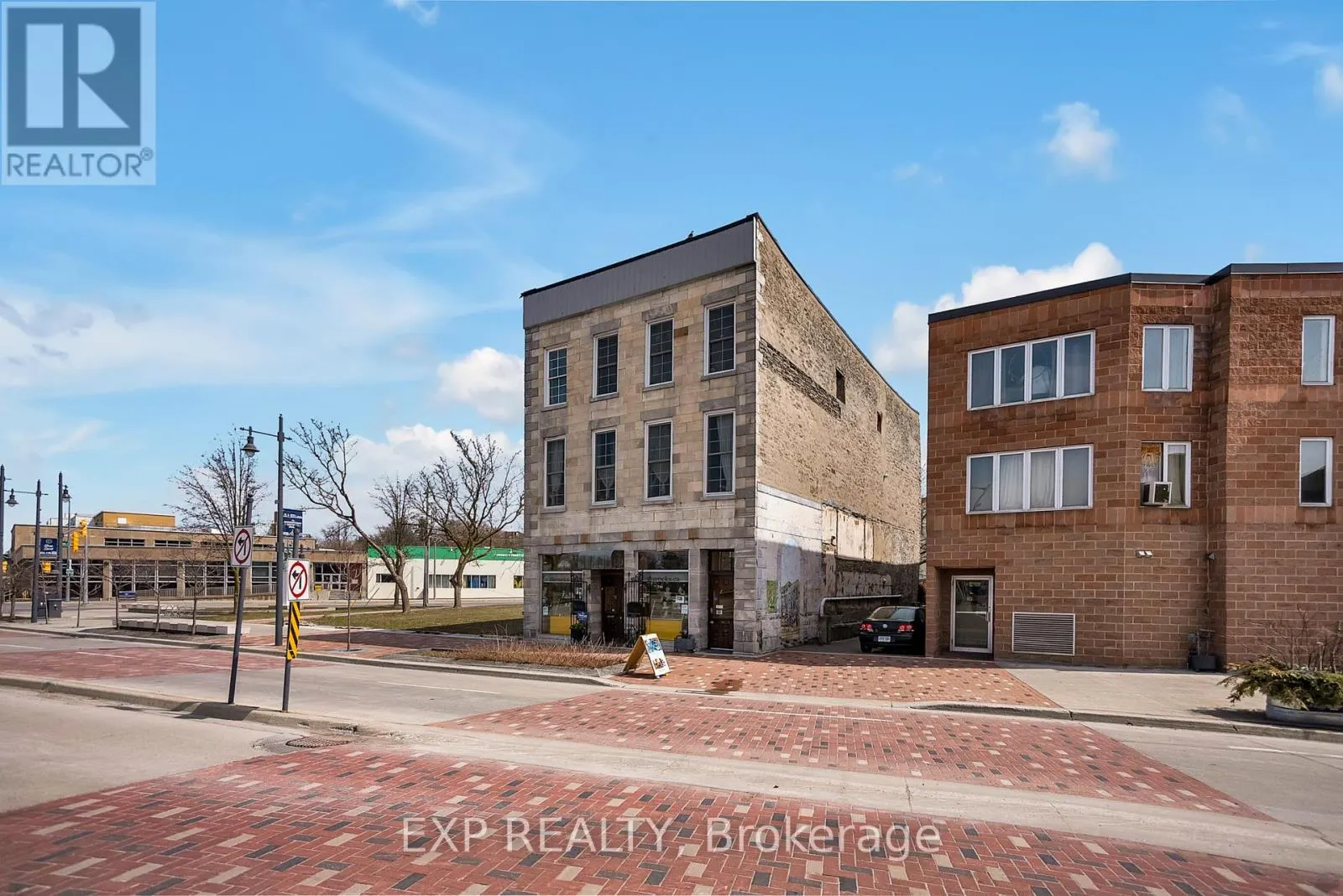 395 FRONT STREET