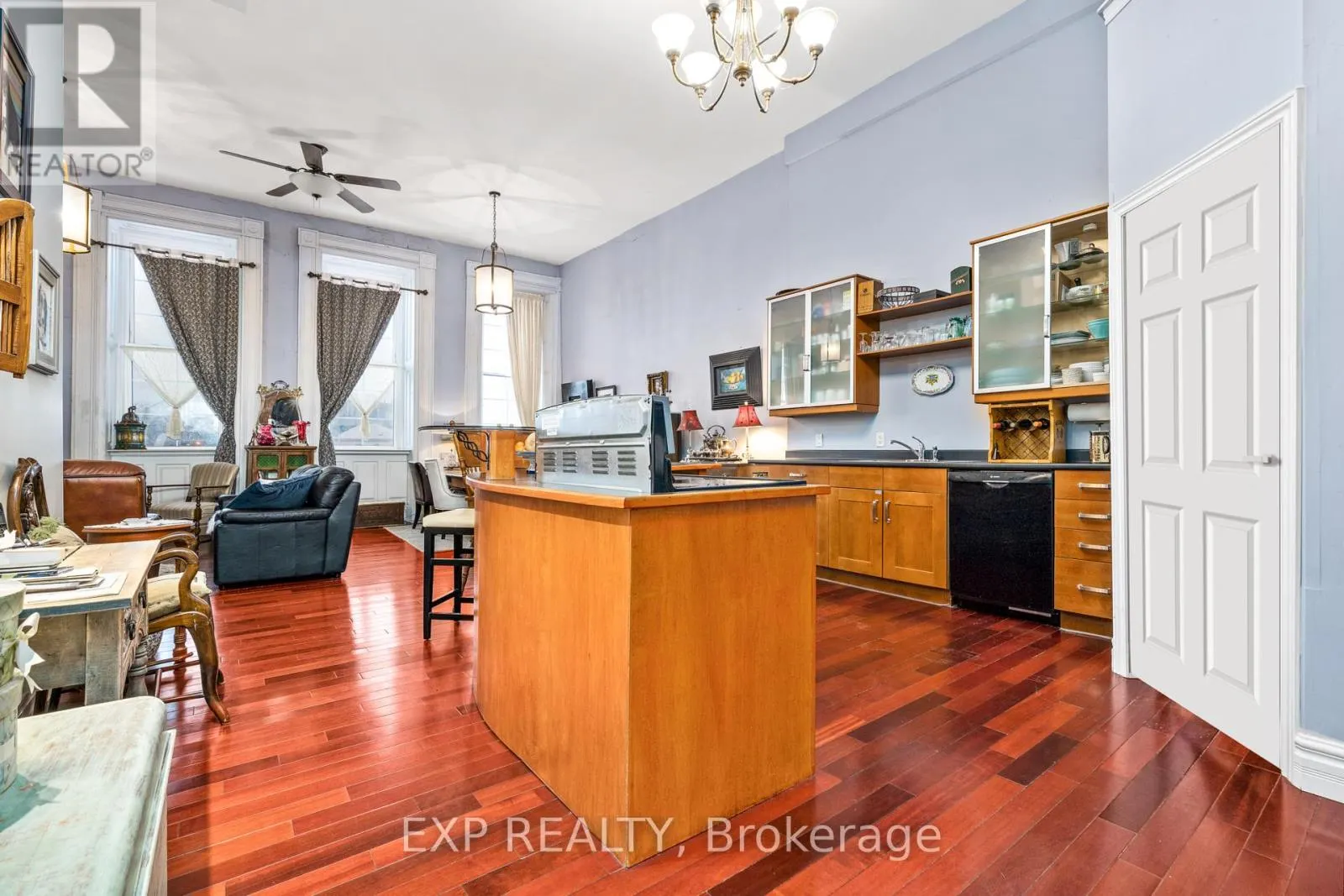 1 - 393 FRONT STREET, #1