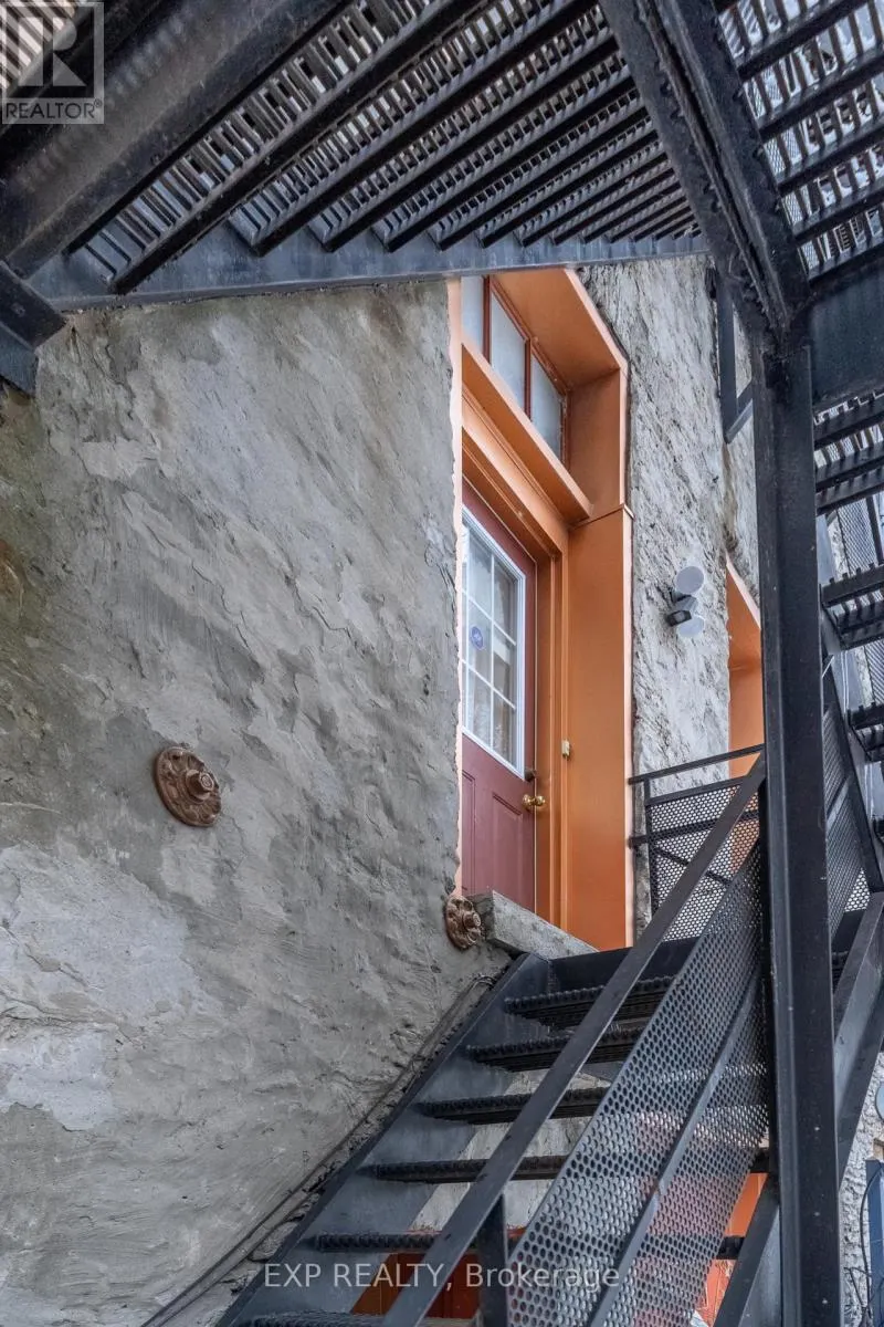 1 - 393 FRONT STREET, #1