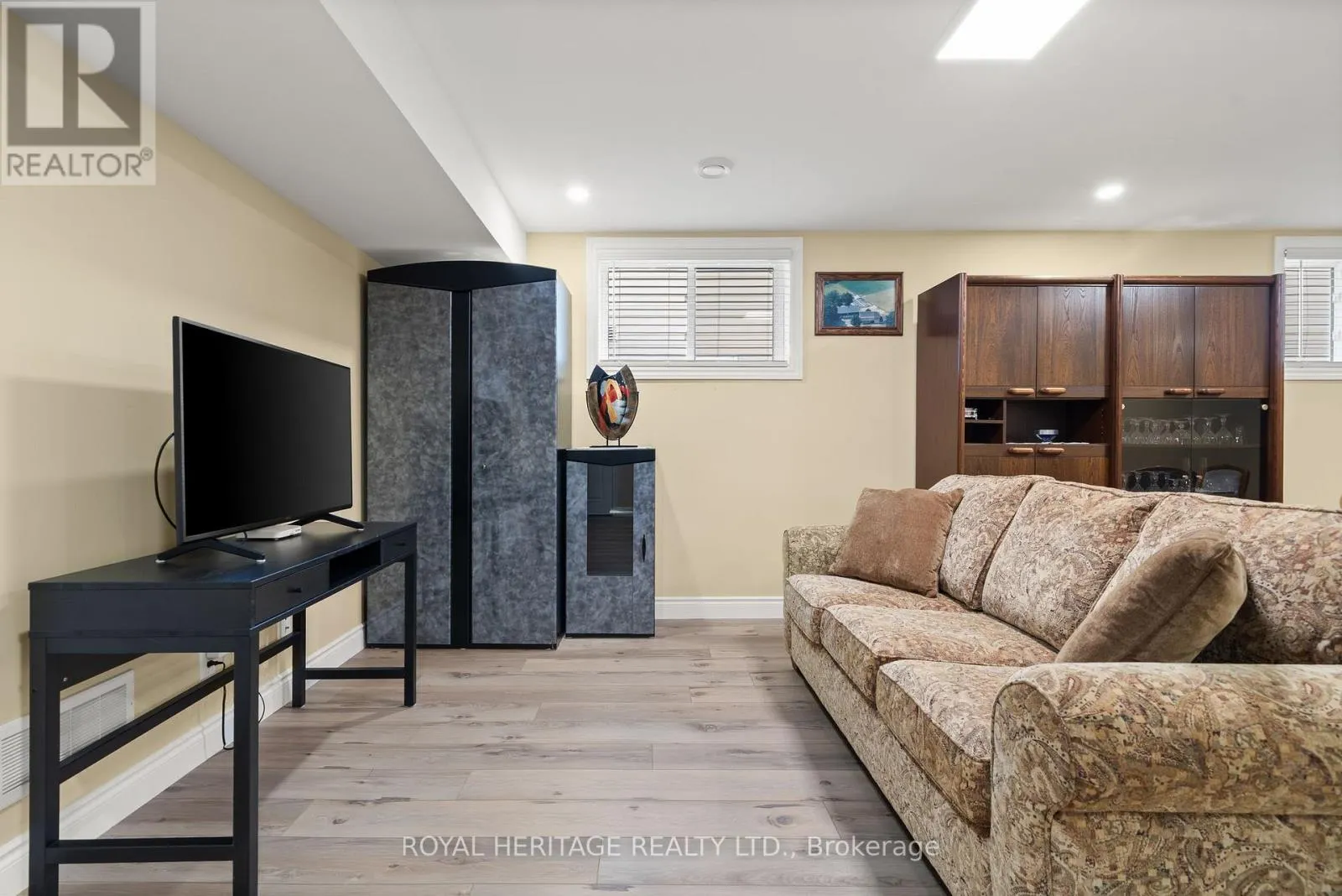 6 CASSIDEY DRIVE