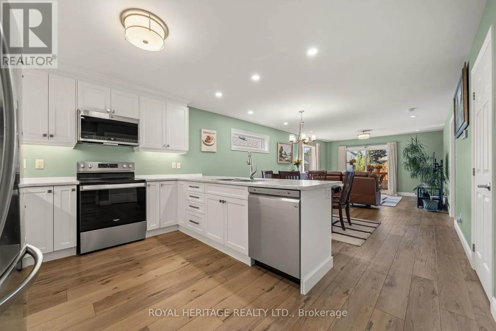 6 CASSIDEY DRIVE