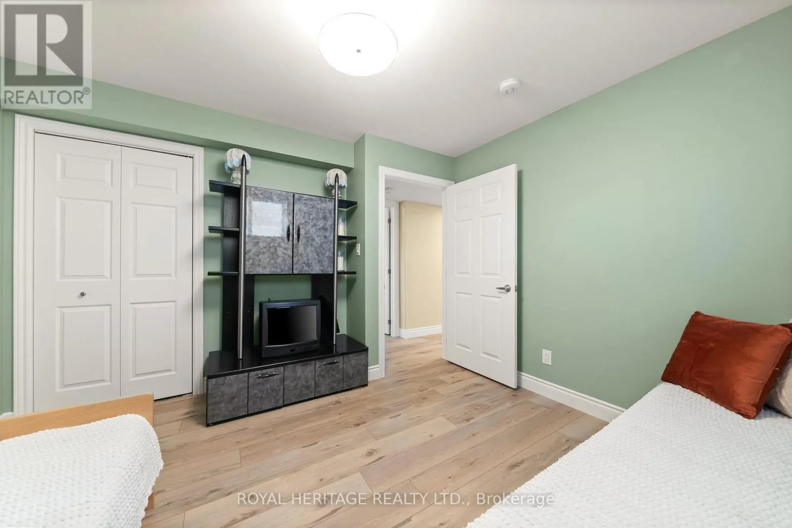 6 CASSIDEY DRIVE