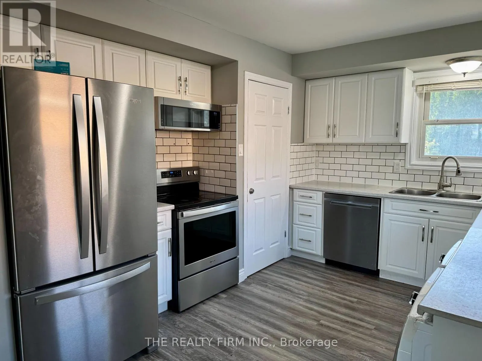 22 ARCHER CRESCENT