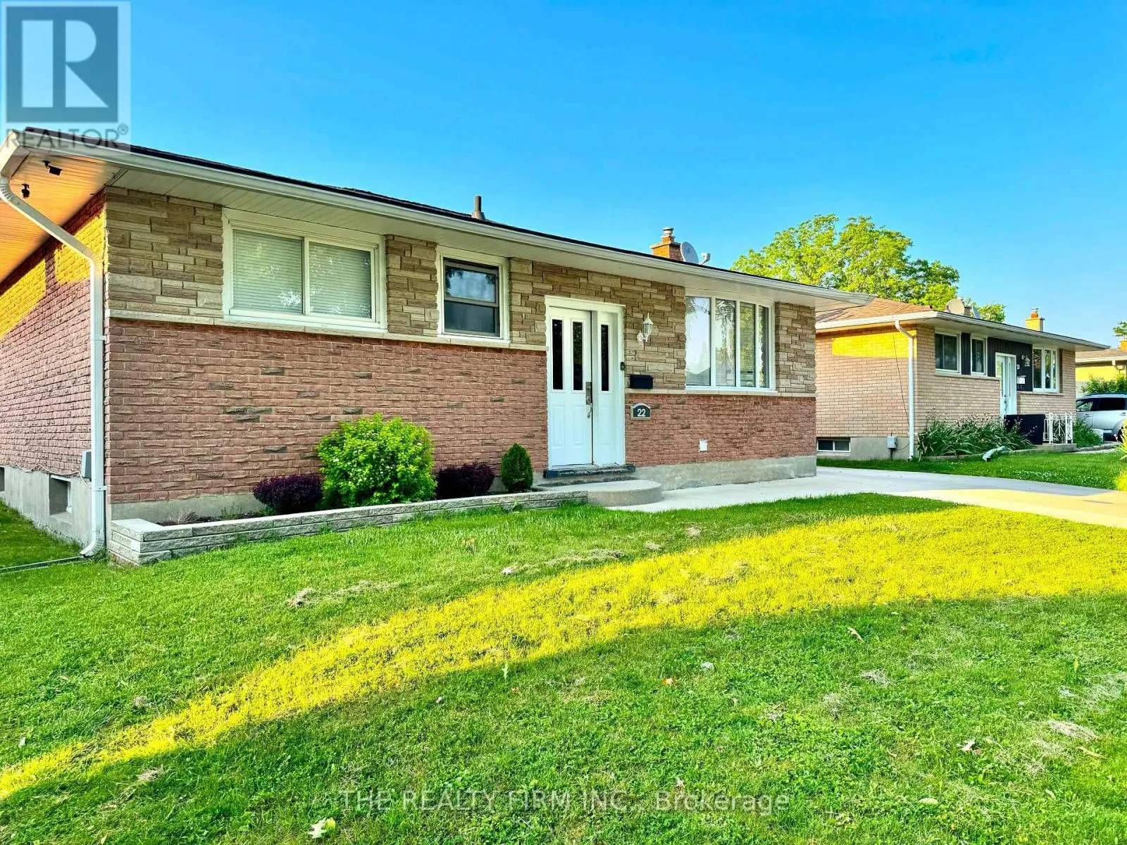 22 ARCHER CRESCENT